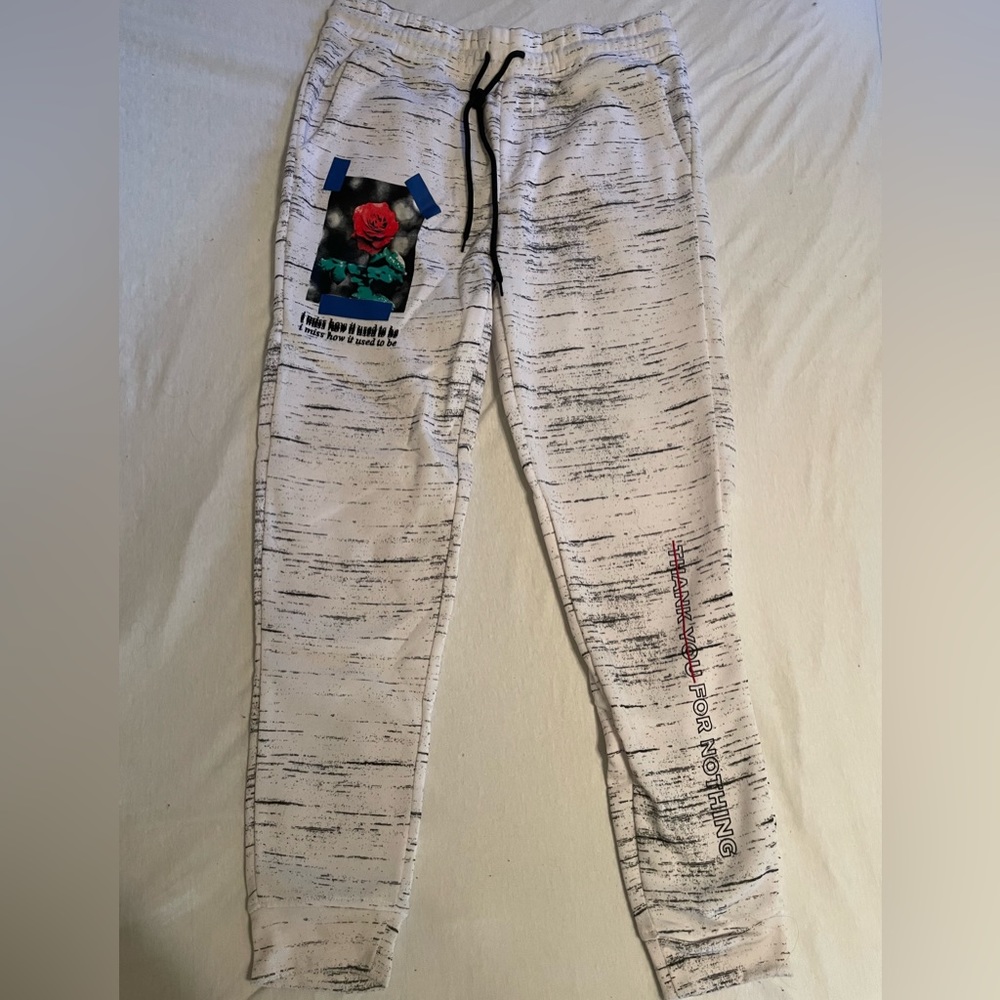 Men’s Small White Joggers